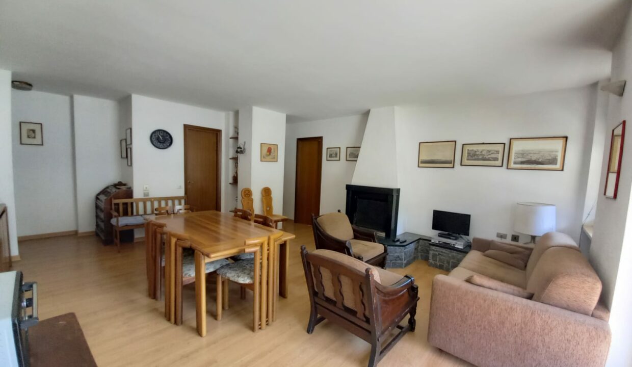 c227b64b-145c-4675-83d7-a3a11af07798