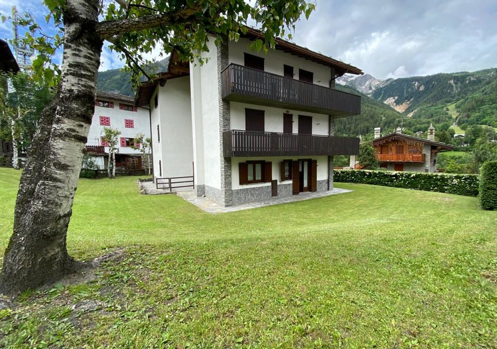 e7fef0d1-eb46-458b-a820-1c8a279d39fa