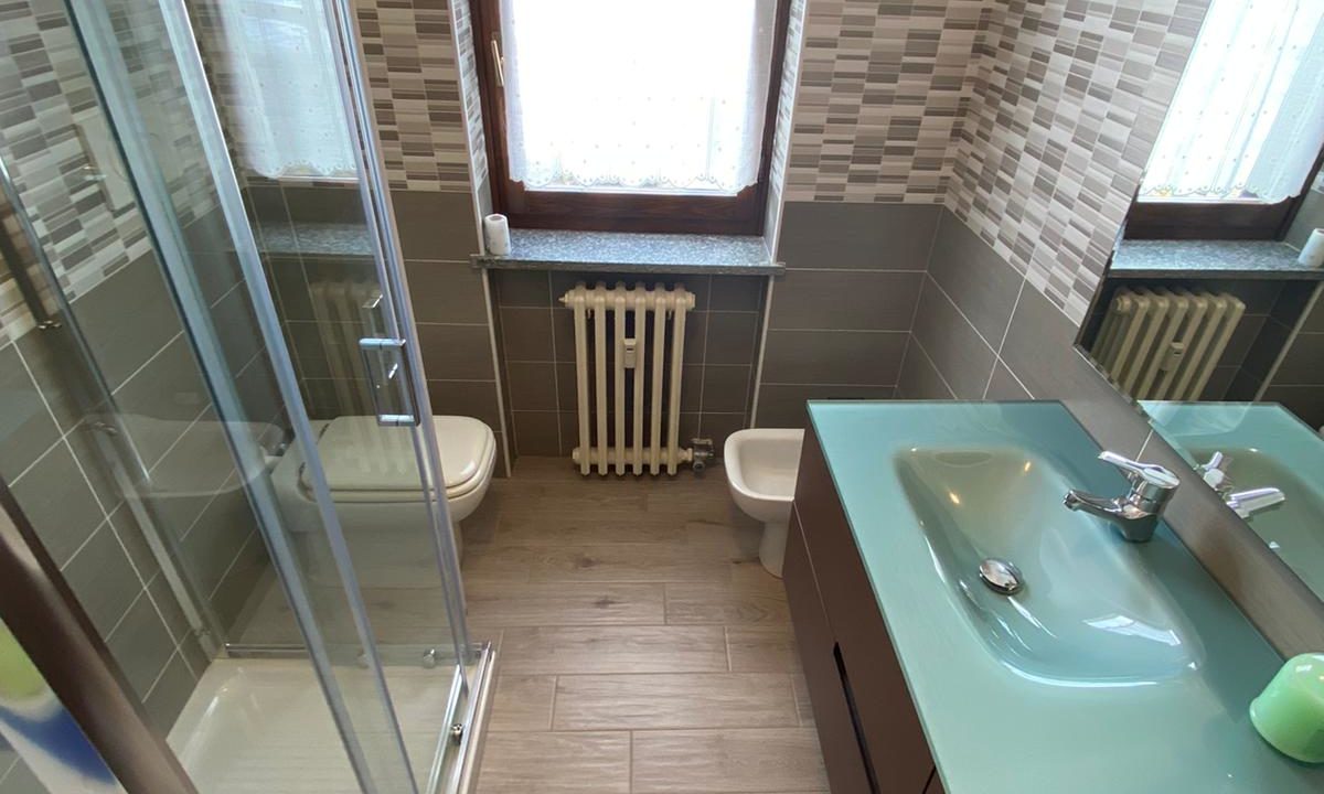 05f1318f-ff0a-456d-bc0a-51aadeca54bf