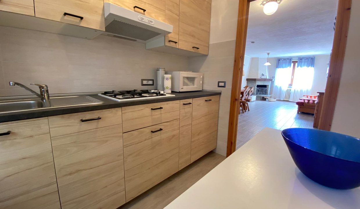 4c9216e3-9c49-4531-82f5-38e5f0aa33bb