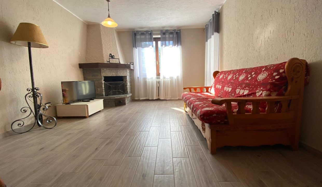 8b4dceb3-6cca-479b-900e-d1c4f763e9b1