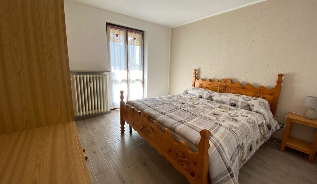 f2c2a123-01ca-4214-b5a4-34ba77870195