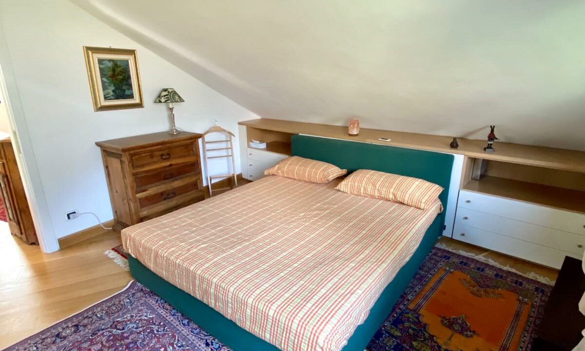 52c01eba-36b2-4c27-a4db-d59bb4d89bc6