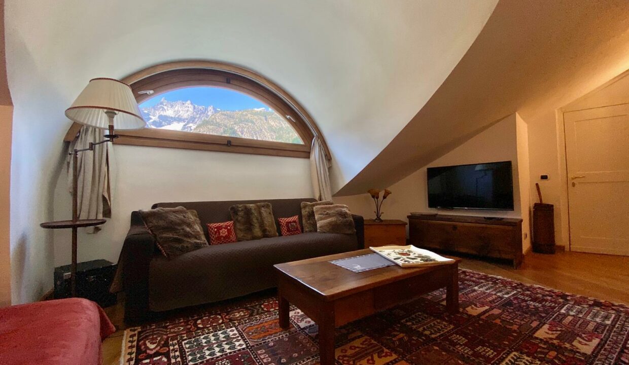 9f2f7a62-af63-43fa-b0d1-7d0341be0db3