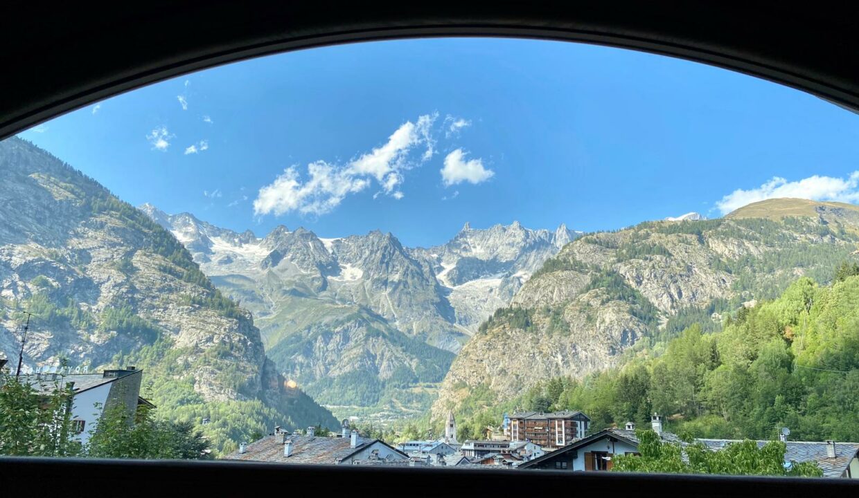 f159bc7b-72a7-4479-b34a-5077fbe3d41e