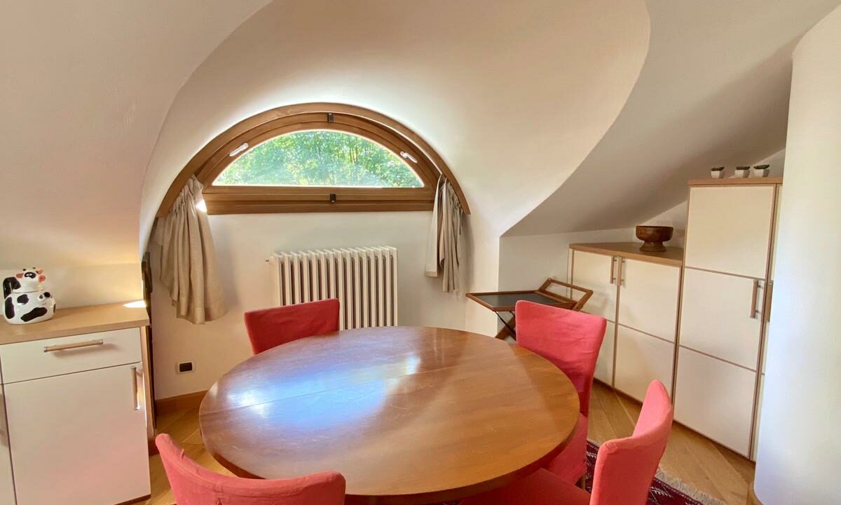 ff72f2f8-3ec4-401b-80d8-c3faa9c037cb