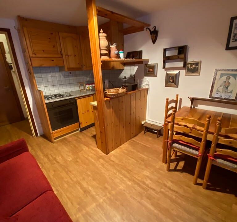 6a98ce28-2127-476d-89f6-83fccaf959a4