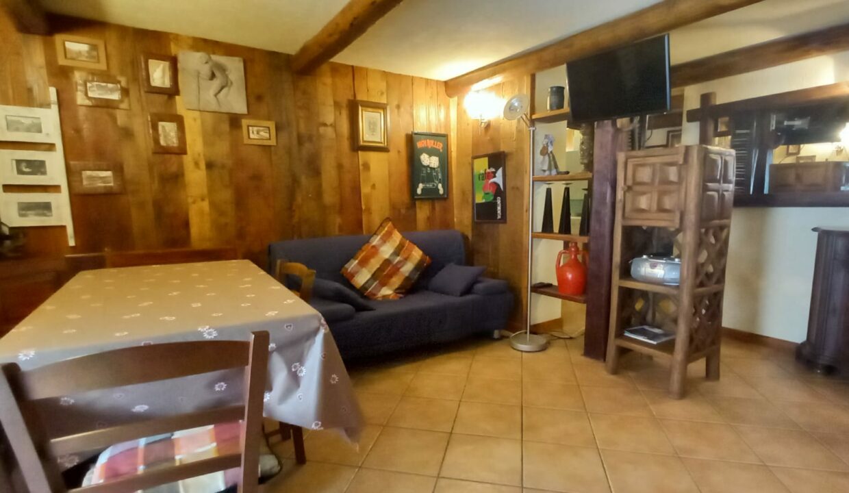 3247521c-b765-4594-9faa-65110db0cb60