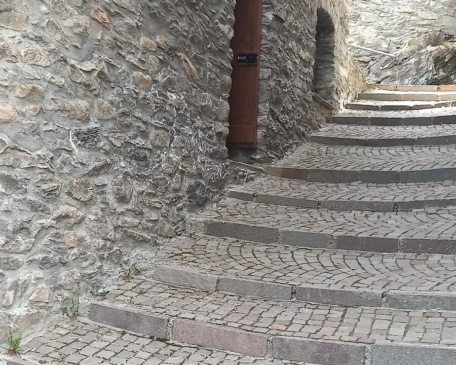 b7185bd4-9fe0-4294-9ee4-1e1868b87921