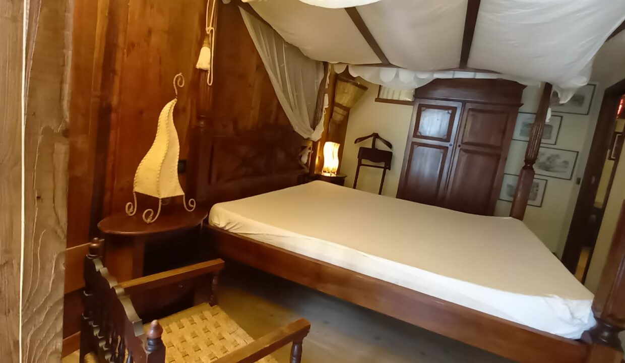 ca884b93-2cab-4d0d-a4c1-330aa2e74e0e