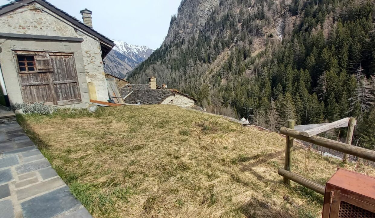 dbfadffb-cdf3-4c88-a5d9-0d9dbbd3d500