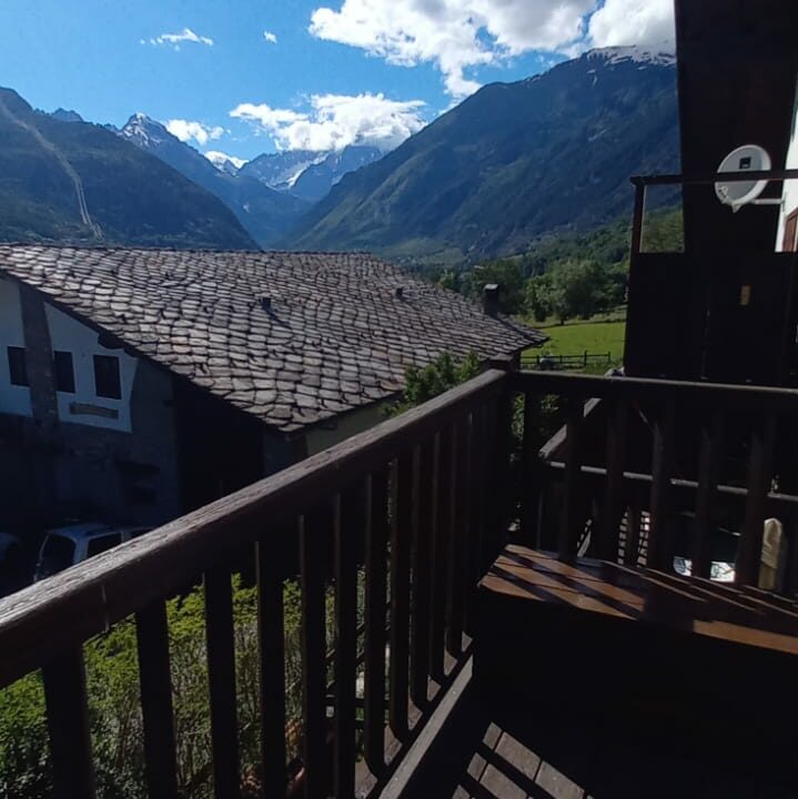 6aacf6c0-88ab-4ec8-ab27-9e46c1899a7e