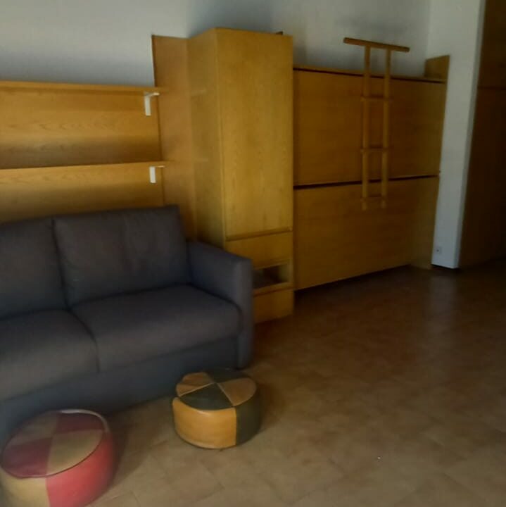 93d69add-20fb-4c35-abfc-1c62f3ce9725