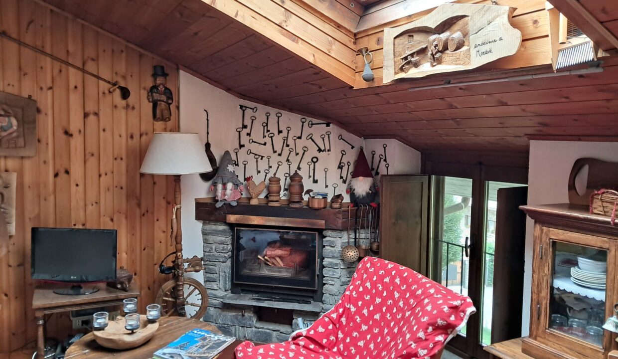 e95c6af9-1b62-4477-9f9f-c33da16f8203