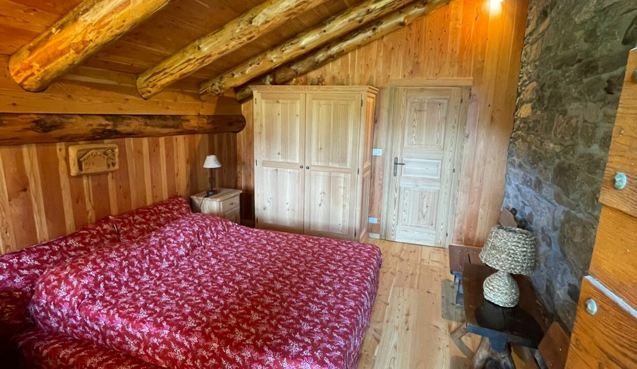 84bb8a01-d75e-4855-8f20-3ee959c30208