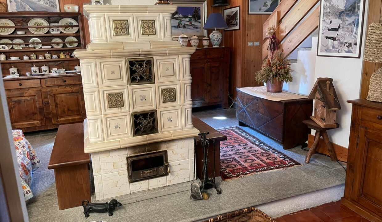 e678b907-9d9d-423b-8a03-9182d7e1ff73