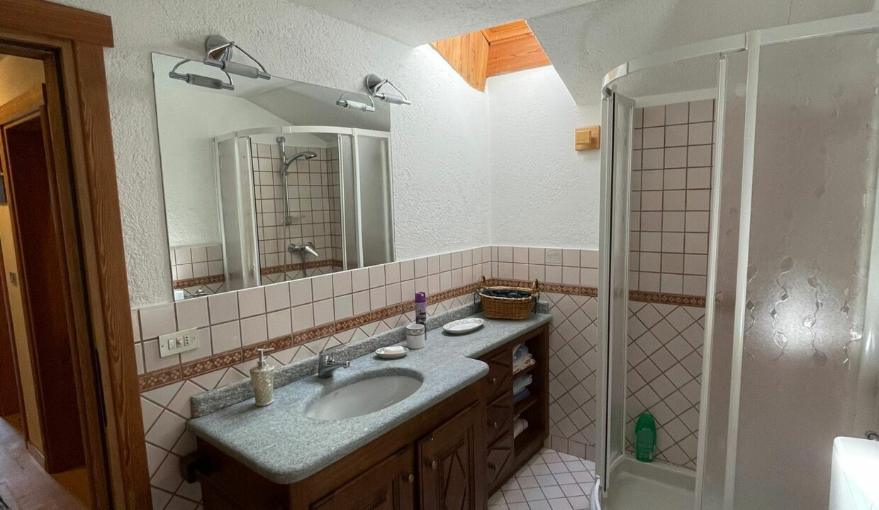 f0f64358-9651-42c4-a78d-05cc4a9ac9d1