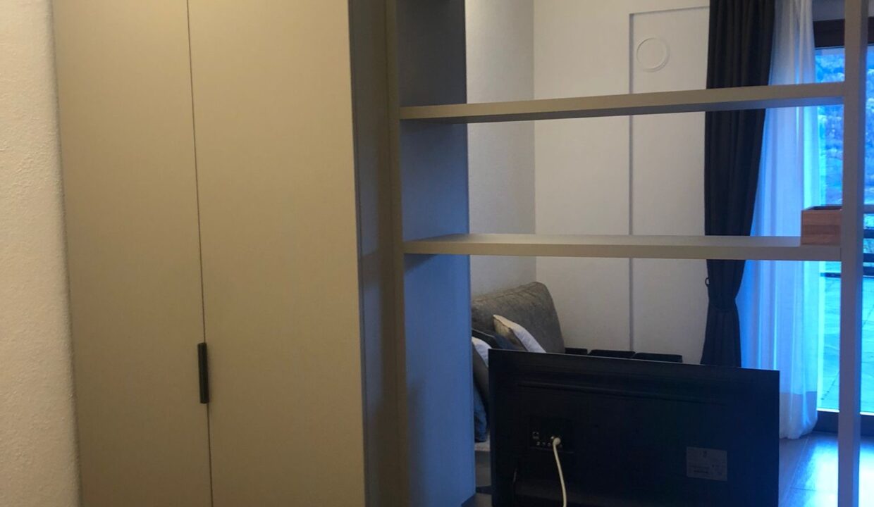 14cd6e00-17bf-425f-be3e-ce8e2e3b73d7