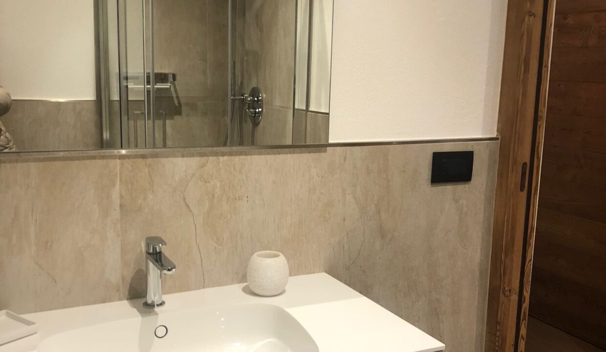 5c77a353-9ca9-45c9-824e-e5d61ab9638c