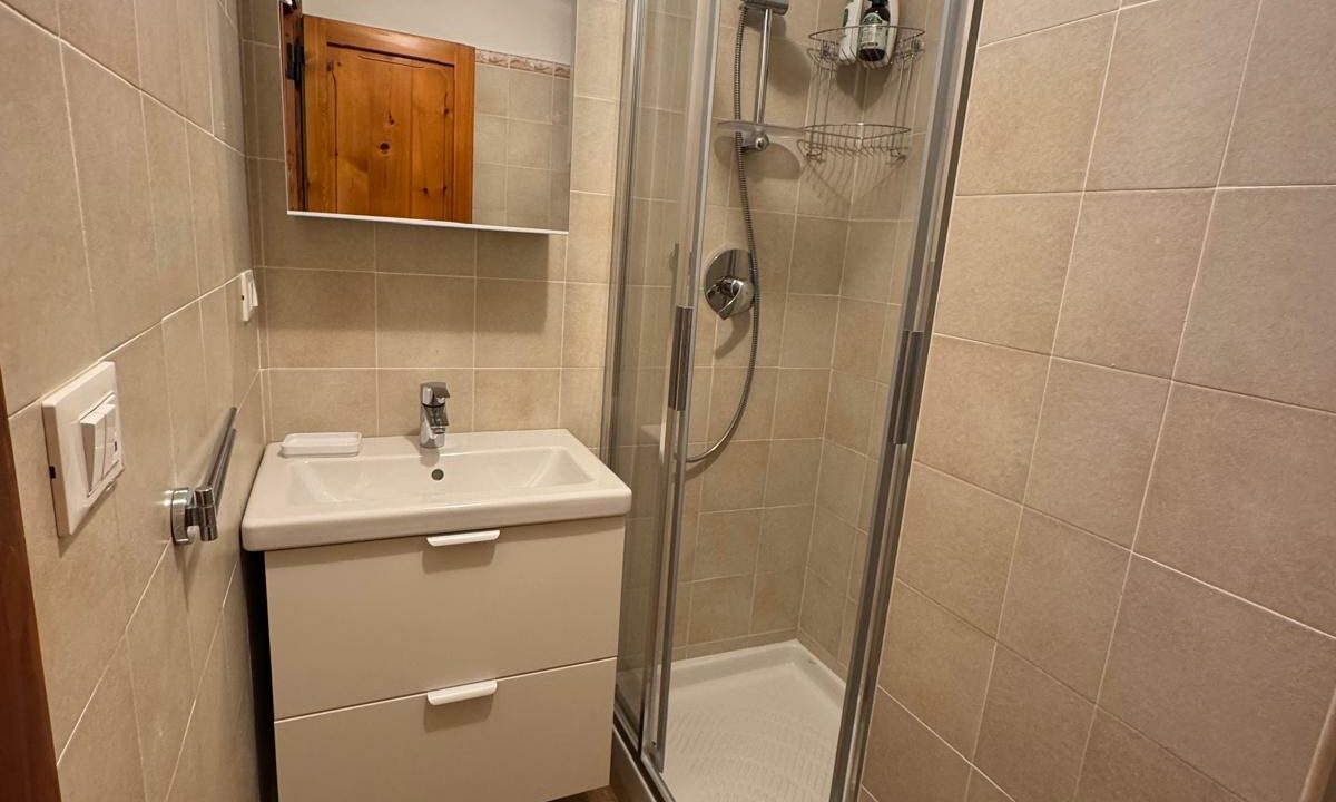 PHOTO-2025-11-11-12-18-42 4