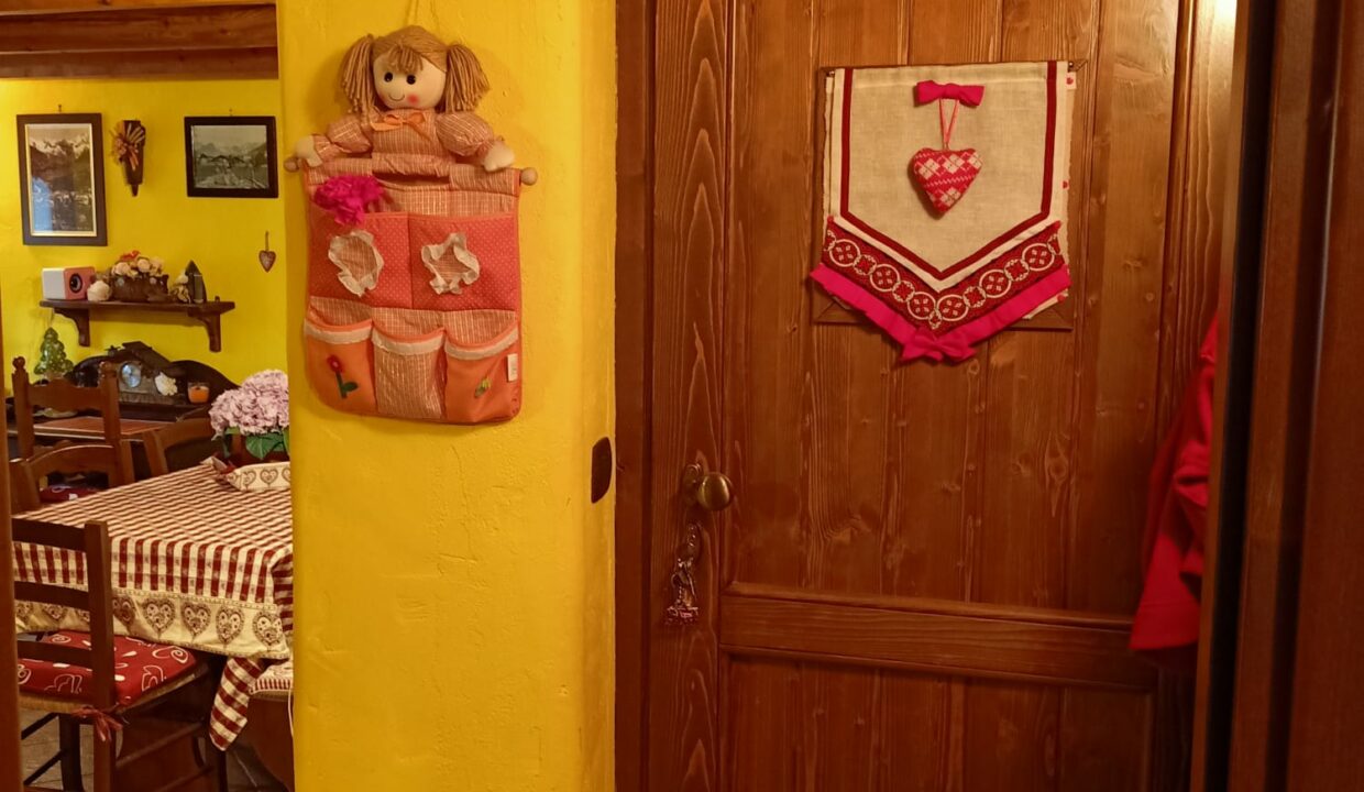 41ffeec1-479d-43f9-9323-c88c1bf8140b