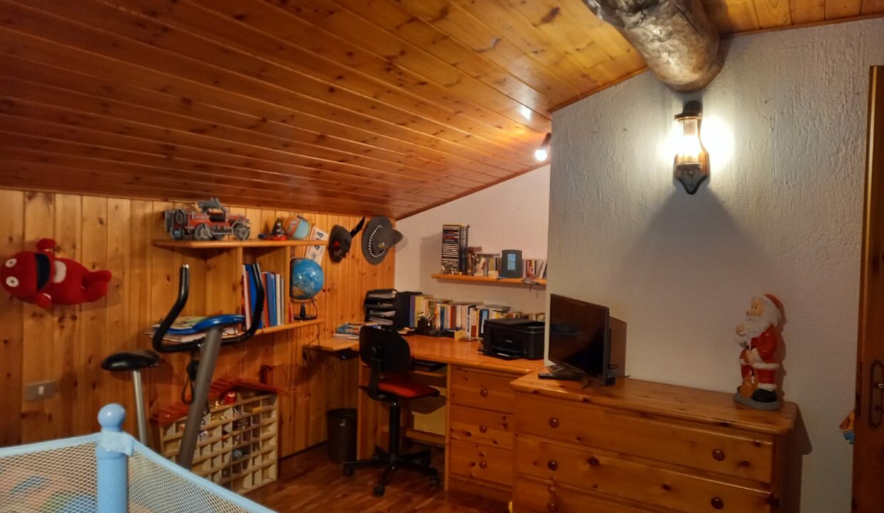 abc9c610-d763-4355-9b05-5bdfbe331425