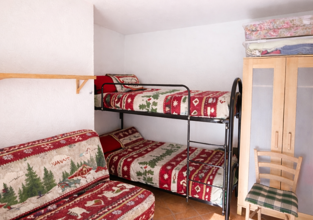 Camera_ ampio soggiorno alpino luminoso