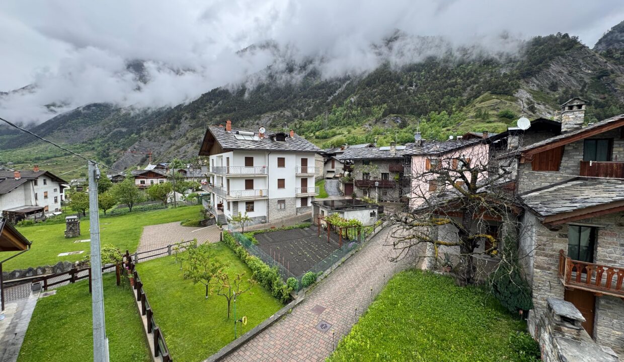 PHOTO-2025-05-21-12-17-14 21